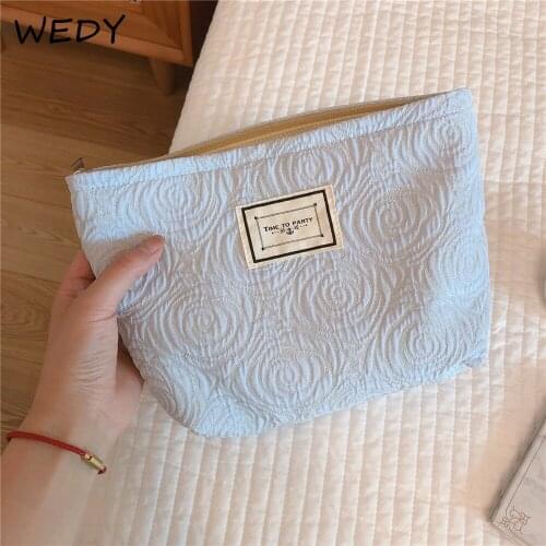 Embossed Rose Cosmetic Bags Cotton Fabric Makeup Bag Organizer Large Toiletry Storage Bag Floral Cosmetic Pouch Lady Beauty Case