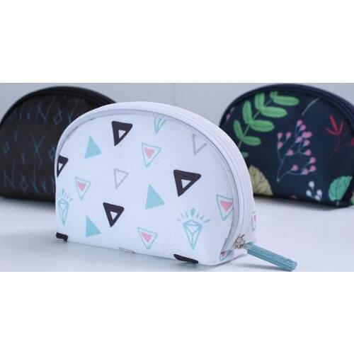 Fashion Cute Shell Shape Cosmetic Bag Beautician Storage Organizer Bag Travel Makeup Bag