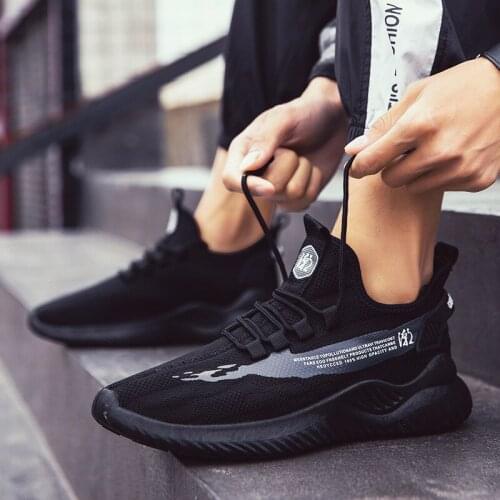 Spring Summer Mens Shoes Version Fashion Mens Sports Casual Running Shoes Spring Breathable Mesh Mens Sneakers Mens Shoes