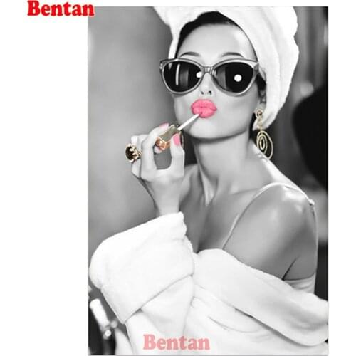 5d DIY Full Diamond Painting Fashion sexy woman Cross Stitch Rhinestones Black and white art Home mosaic Decor Handicrafts gift