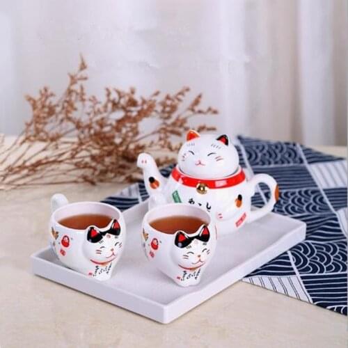 Japanese Lucky Cat Porcelain Tea Set Creative Maneki Neko Ceramic Tea Cup Pot with Strainer Lovely Plutus Cute Cat Teapot Mug