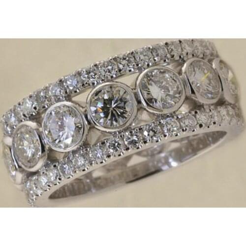 Huitan Shiny Cubic Zirconia Women Rings Silver Color Accessories for Wedding High Quality Rings Anniversary Gift Fashion Jewelry