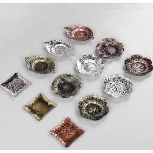 50pcs Creative Metal Tea Trays Hot Insulation Plate Pad Tea Ware Teapot Table Protector Leaf Shape Tea Tools ZA6703