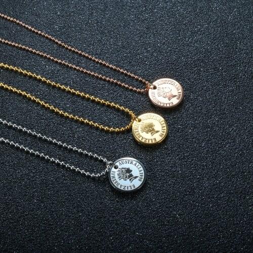 Simple Queen Elizabeth Portrait Necklace Women Men Coin Pendant Retro Round Bead Chain Choker Elegant Lover Couple Jewelry Gifts