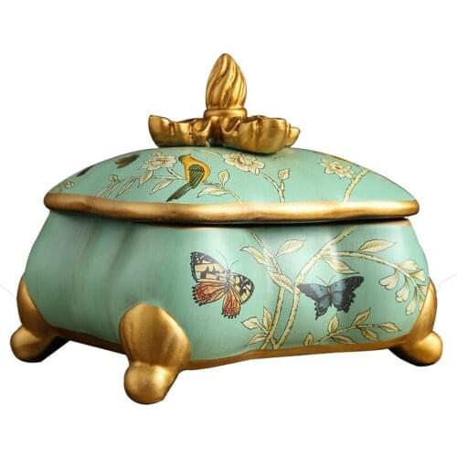 Hand-carved European-style ceramic jewelry box with smooth lines decorative box decoration ingenuity quality American-style retr