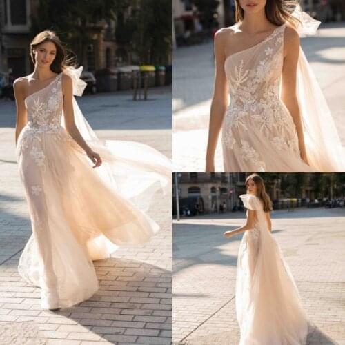 2021 Fashion Wedding Dresses Sexy Sheer One-Shoulder Backless Lace Appliques Bridal Gowns A-Line Wedding Dress Vestido De Novia