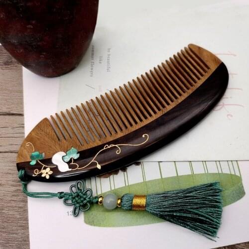 Classical Painted Exquisite Sandalwood Comb Portable Small Lady Birthday Gift