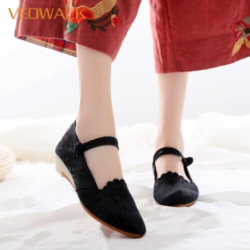 Veowalk Super Comfortable Women Cotton Embroidered Flat Shoes Pointed Toe Mary Janes Retro Woman Canvas Platforms Ballerinas