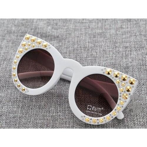 Retro Personality Butterfly Childrens Sunglasses New Luxury Girl Cat Sunglasses 2018 Fashion Rivets Girls Glasses UV400 NX