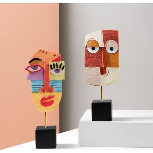 Nordic Resin Crafts Abstract Face Art Ornament Creative Living Room Wine Cabinet Decoration Manual Resin Home Decoration