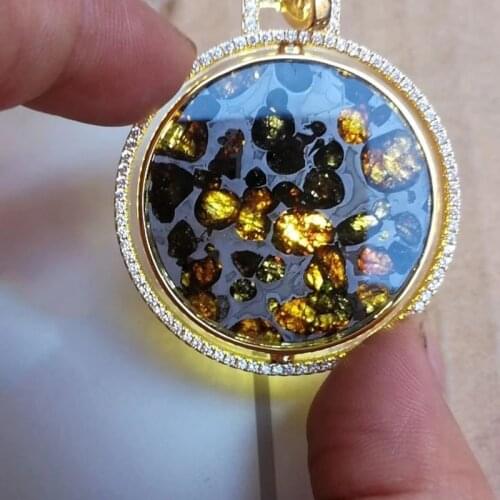 1pcs Sericho Kenya Olive Aerosiderite Olivine Stone Iron Meteorite Jewelry Russia Seymchan Olive Meteorite Pendant Collection