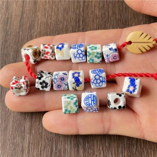 JunKang 20pcs 9*9mm random mixed batch of various flower-shaped cube beads for DIY bracelets, jewelry and crafts accessories