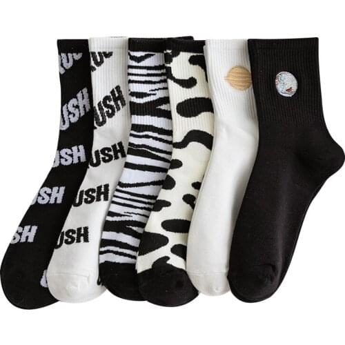 10 Pairs Of Batch Spring And Summer New Socks Men And Women Middle Tube Cotton Socks Embroidered Letters Street Socks