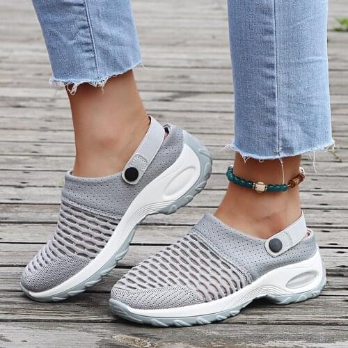 LettBao Women's Clogs