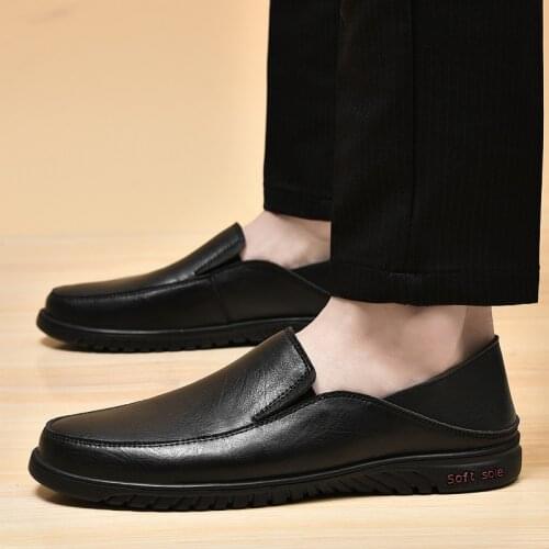 Spring Autumn men loafers High Quality Men black Dress Shoes Flats Genuine Leather Men slip-on Comfortable Business Men Shoes
