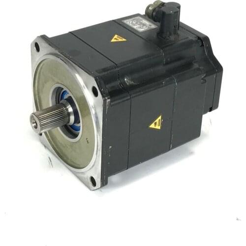 Siemens Servo Motor KUKA Type: 1FK6101-8AF91-1ZZ9-Z S44 Used In Good Condtion