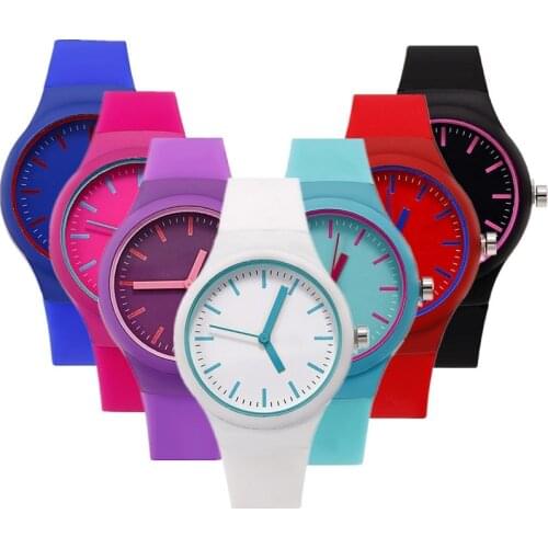 1PCs Silicone Fashion Men Women Watches Jelly Luxury Brand Watch Casual Ladies Quartz Wristwatches Sports Clock Wristwatches