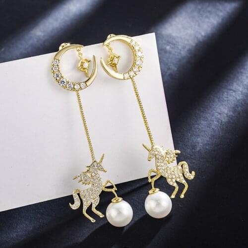 Trendy New Unicorn Earrings Studded With Rhinestones Romantic Luxury Elegant Animal Moon Pearl Drop Ear Women Jewelry