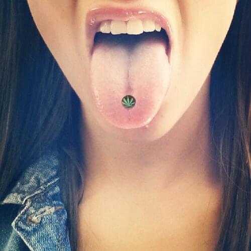 10PCS Fashion Tongue Piercing Bars Men Piercing Tongue Rings for Women Stainless Steel Jamaica Maple Leaf Body Pircing Jewelry