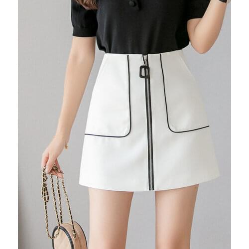 Korean black white patchwork skirt womens summer large loose Chiffon short skirt with hip wrapped high waist thin A-line skirt