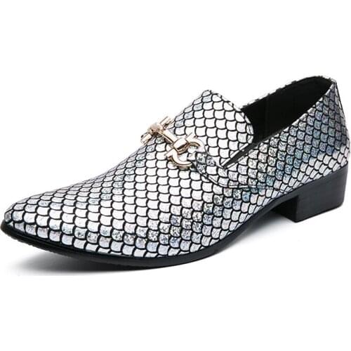 Italian Fashion Glitter Loafers Men New Arrival 2021 Coiffeur Wedding Dress Formal Shoes Men Elegant Party Shoes Men Classic