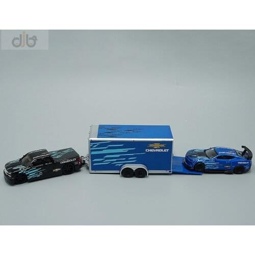 Maisto 1:64 Diecast Car Model Toy 2004 Chevrolet Silverado SS / 2016 Chevrolet Camaro SS For Collection