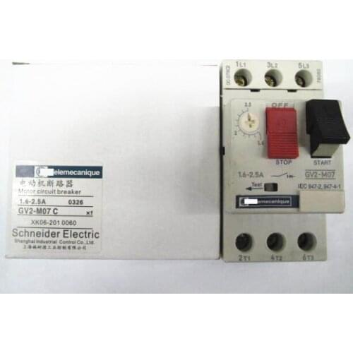 Circuit breaker for motor protection GV2-M07C 1.6-2.5A