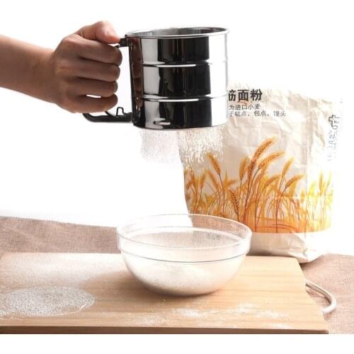 Handheld Flour Shaker Stainless Steel Mesh Sieve Cup Icing Sugar Bake Tool Hand-pressed Hand-pressed Bakeware Sifters