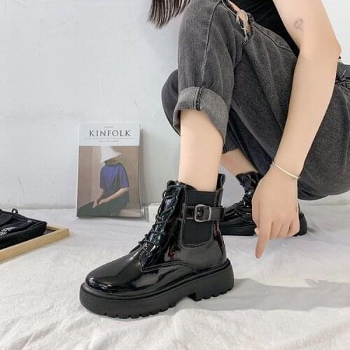 2021Womens Shooes Martin Boot British Style Gothic Ankle Platform Shoe Fashion Lace Up Buckle Goth Punk Women Boots