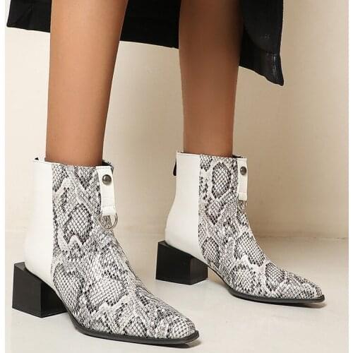 Fashion Leather Chelsea Boots Women 2020 Autumn Winter Ankle Boots for Women Chunky Heels Booties Woman Pointed toe Toe Shoes