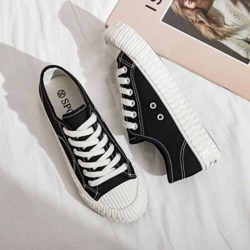 Ladies Chic Canvas Shoes 2021 Summer New Classic Korean Street Canvas Shoes Basic Sports Shoes Lace-up Skateboard Shoes