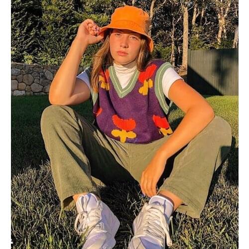 Fashion New Arrivals Fall Casual Retro Crop Top V-Neck Sleeveless Jacquard Sweater Vest For Women