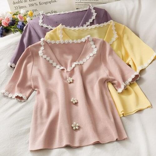 Sweet Color Matching Lace Lapel Pearl Button Knitted Sweater Womens Summer Wear Slim Short Sleeve Temperament Top Fashion