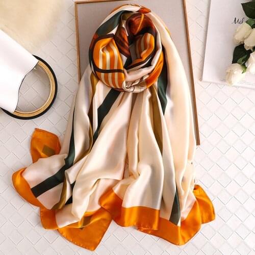 2020 Luxury Brand Spring Autumn New Style Warm Scarf Women Sun-resistant Beach Towel Scarves Printed Shawl silk poncho