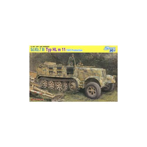 1/35 scale model DRAGON / Dragon 6794 Sd.Kfz.7 8t Typ HL m 11 semi-track artillery tractor 1943