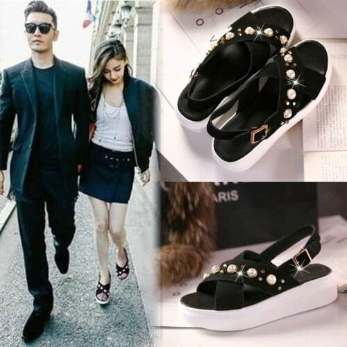 2020 Summer New Pearl Womens Shoes Sponge Cake Thick-soled Mid-heel Flat-soled Student Style Soft Sister Sandals Womeen