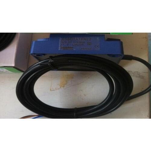 Free Shipping 2pcs/LOT New Switch XS7D1A1PAL2 sensor XS7D1A1NAL2