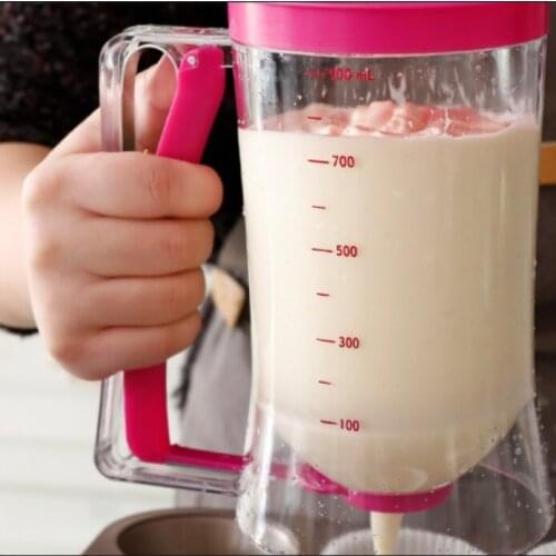 Baking Essentials Cake Batter Cream Dispenser Dough Cupcake Batter Dispensers Handheld Muffin pancake Separator Measuring cup