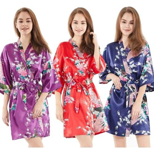 Satén batas de baño para las mujeres tradicional japonés Yukata ropa de dormir Sexy corto Lencería de satén Kimono con cuello en