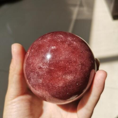 About 6-7cm Natural red strawberries quartz balls Crystal gemstones sphere meditation reiki healing chakra for home decor