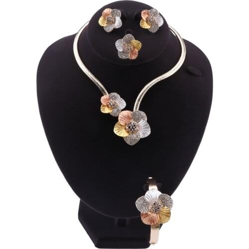 Nigerian Wedding Women Accessories Jewelry Set Fashion Dubai Gold Color Flower Shaped Jewelry Set Statement Bridal Jewelry Set
