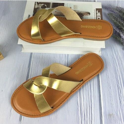 New Slides Women Fashion Outdoor Slippers Female Summer Beach Shoes Luxury Brand Slip-on Slippers Non-slip Flat Sandalias Mujer