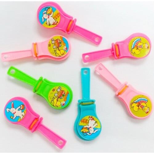 10 pcs E791 G4/2 7cm Mini Sound Clappers chick chicken hen Goody Bags party Favor toys Pinata Carnivals Clicker Sound Maker