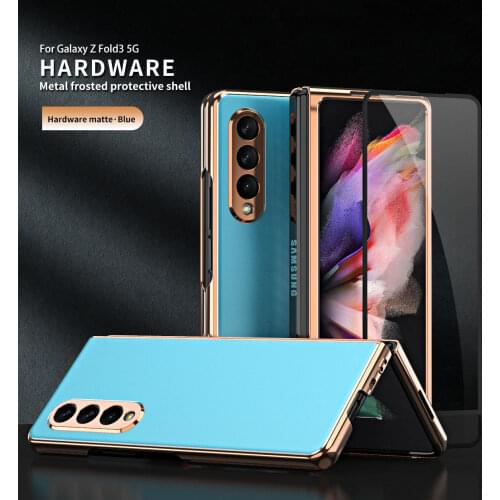 VOAARO Protective Glass On The Phone