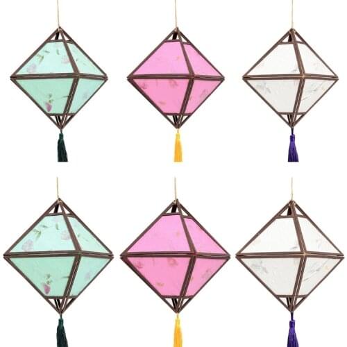 Rhombus Portable Lantern with Tassel Light Lamp for Chinese New Year Spring Festival Mid-Autumn Party Celebration Decoration