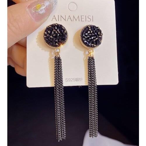 AISHIYINNA Stud Earrings