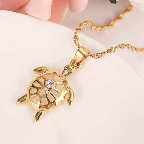 Bangrui Eagle Pendant Necklace for Men / Women 24k Yellow Gold color Trendy Animal Jewelry Necklace