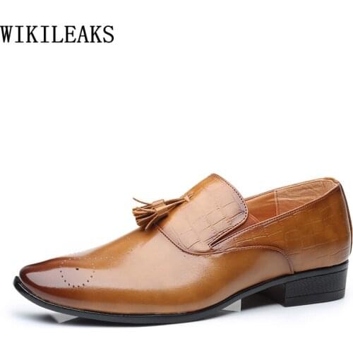 Tassel Wedding Dress Formal Slip on Shoes Men Brogue Business Shoes Men Loafers Men Dress Shoes Leather Office 2021 Chaussures
