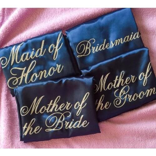 Personalize title glitter wedding satin Bridesmaid bride pajamas robes maid of honor kimonos gowns bridal hen party favors gifts