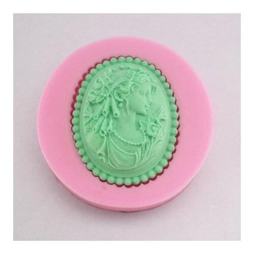 Free sgipping 3D Girl Patterned Silicone Mold FM055